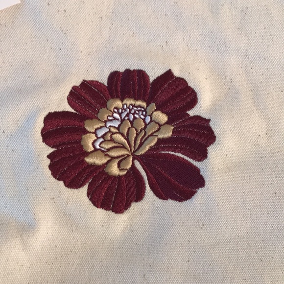 Thirty-One Statement Canvas Mini Shopper NWT! - Picture 2 of 7